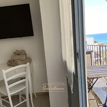 Lovely - Gocciadimare - *