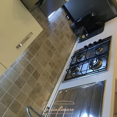 Lovely - Gocciadimare - Αλγκέρο